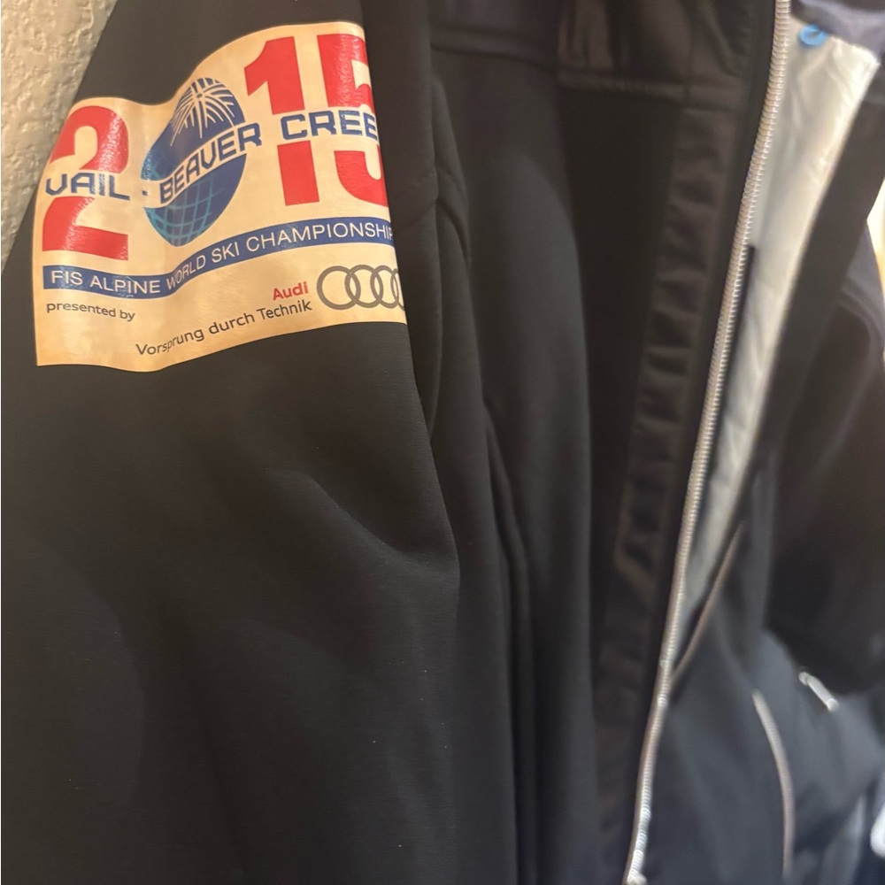 J.Lindeberg Black and Softshell Women’s Jacket - Picture 8 of 8